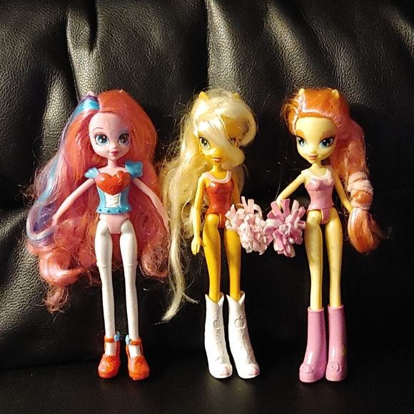 My Little Pony Esquestria Dolls - Picture 2 of 3